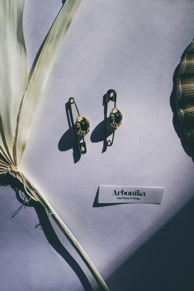 • Arduinna - vintage 80' double pin •